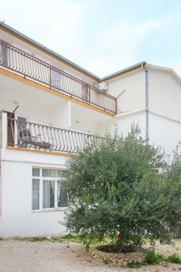 Apartment & Rooms Marigold Baška Voda Екстериор снимка