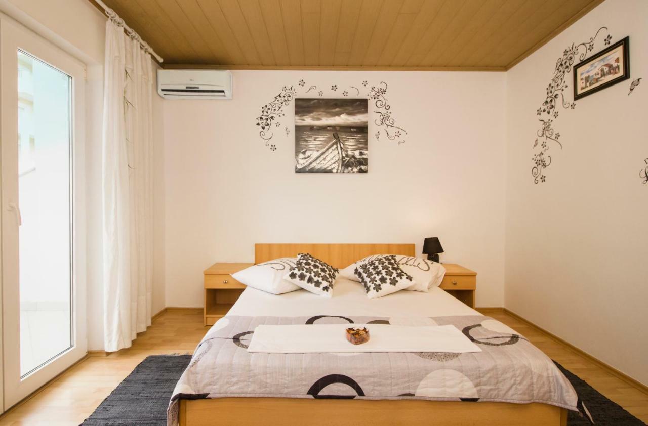 Apartment & Rooms Marigold Baška Voda Екстериор снимка